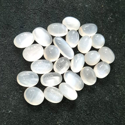 Ceylonese Moon Stone (High Quality)